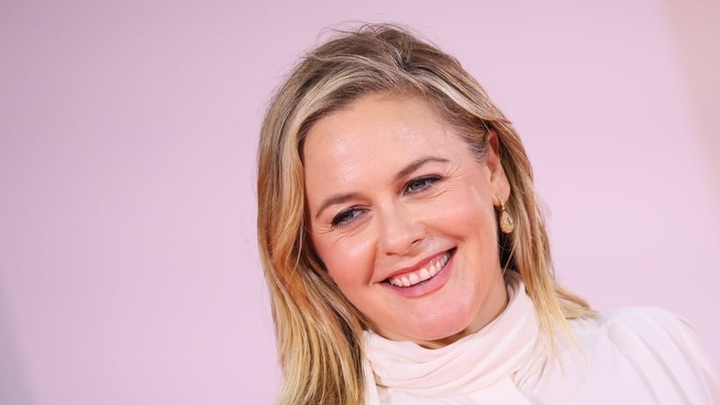 Alicia Silverstone “I was very naughty on the DART”