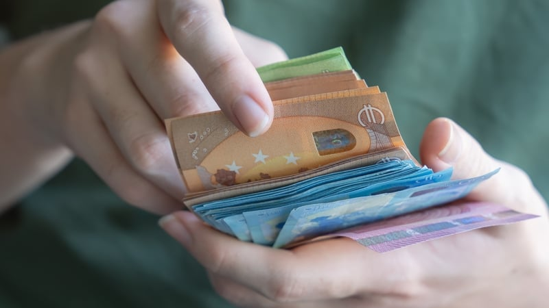 Financial Cultures: avoiding the social pressure to overspend