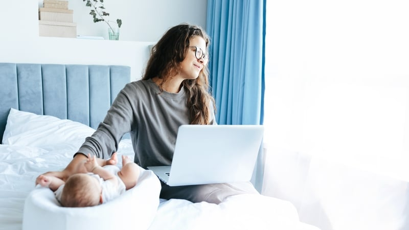 Navigating the Momosphere - "The mums DO say it's all on them"