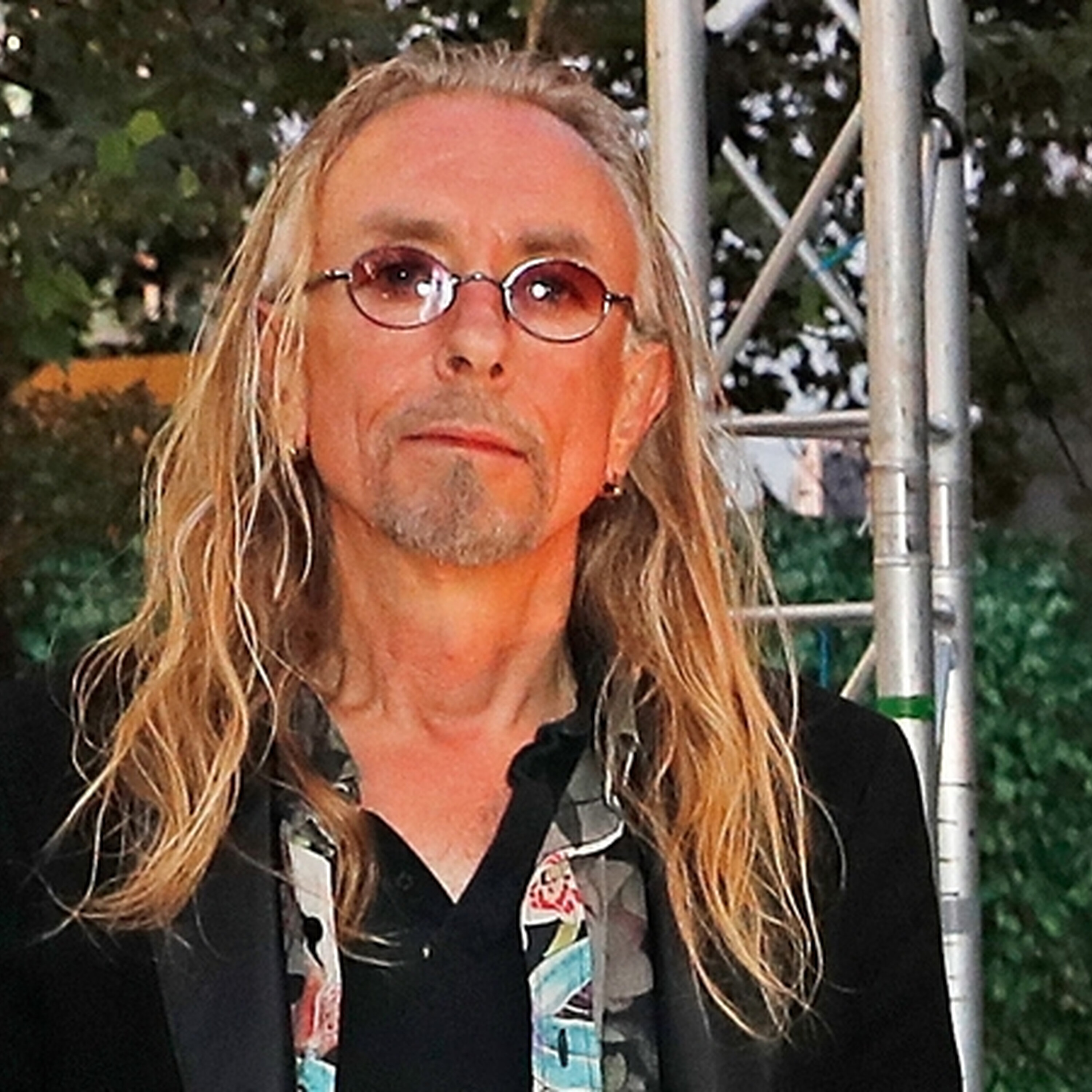 Guggi: From Post-Punk Pioneer to International Artist