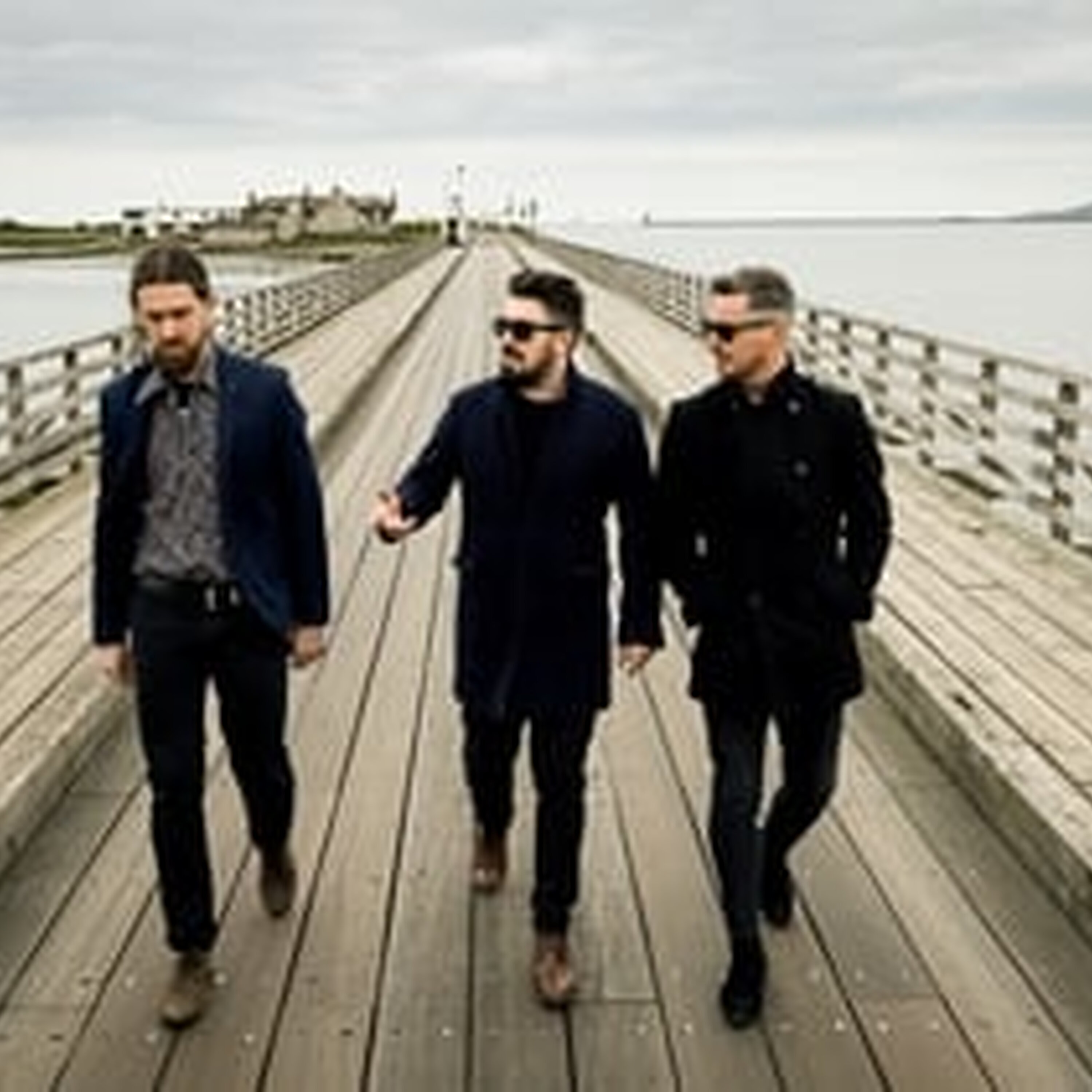 Studio 8 - The Riptide Movement