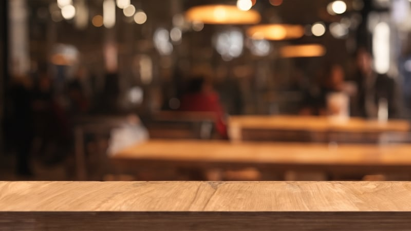 Should the government reduce the VAT rate for food serving businesses?