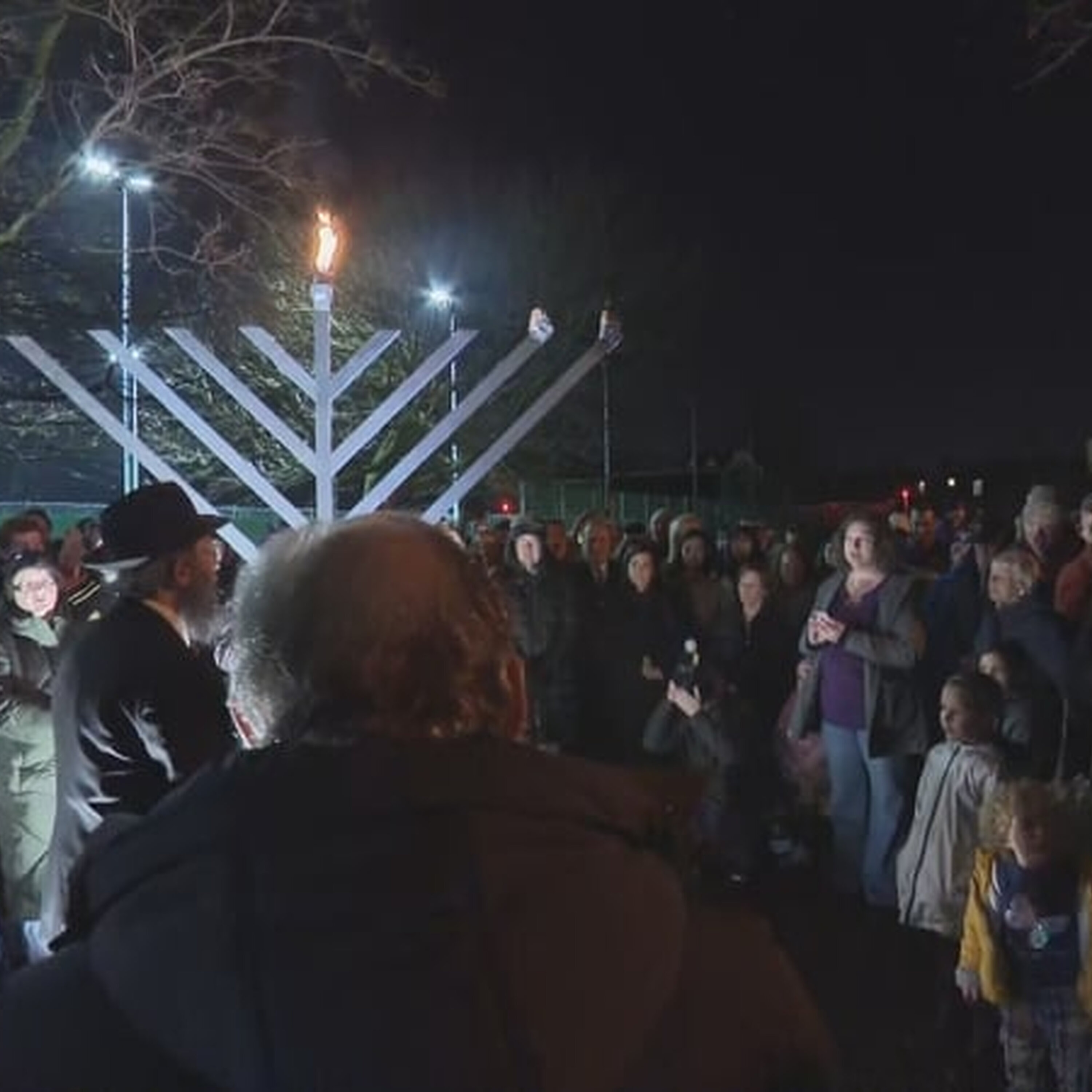 Jewish community members pay tribute at Herzog Park event to victims of Bondi Beach shooting Jewish community members pay tribute at Herzog Park event to victims of Bondi Beach shooting