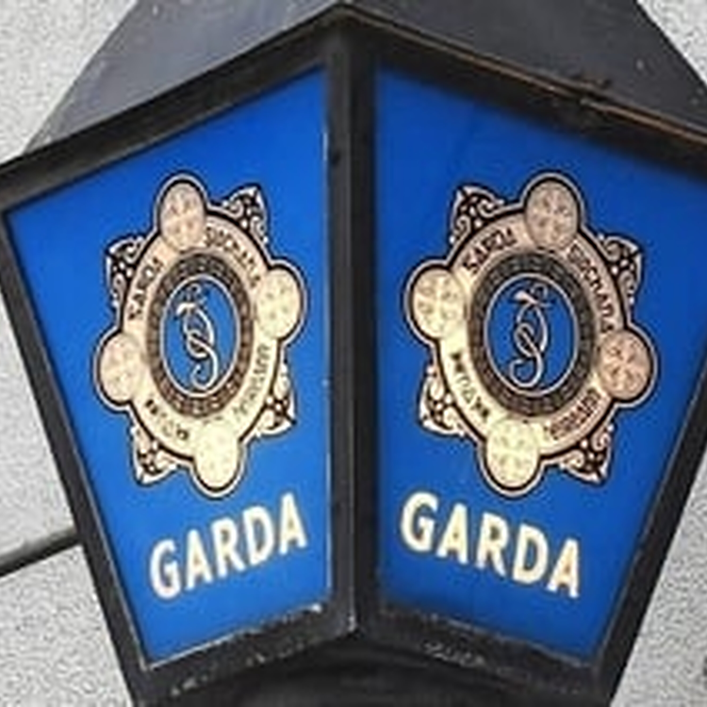 Three arrested after garda pursuit of stolen car on M50