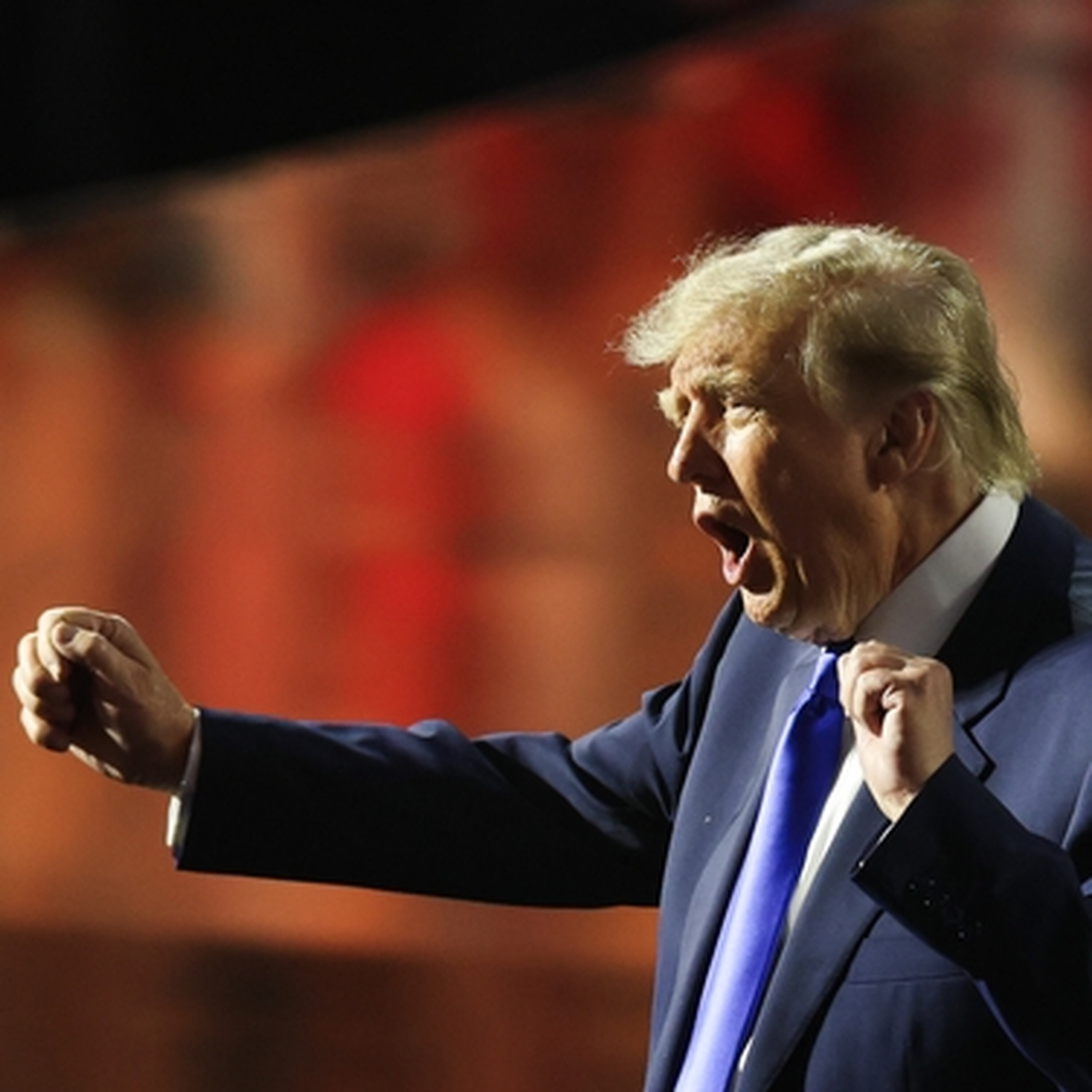 Trump offers $5,000 to every American if Republicans win midterm elections