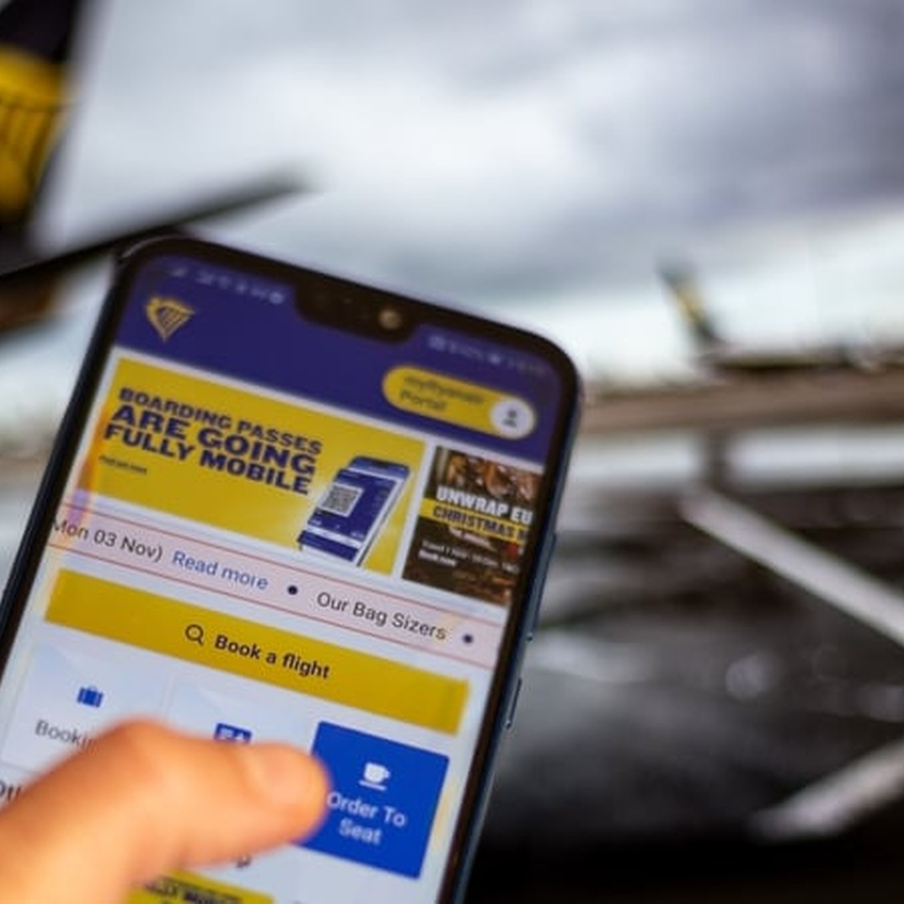 Ryanair moves to 100% digital boarding passes Ryanair moves to 100% digital boarding passes