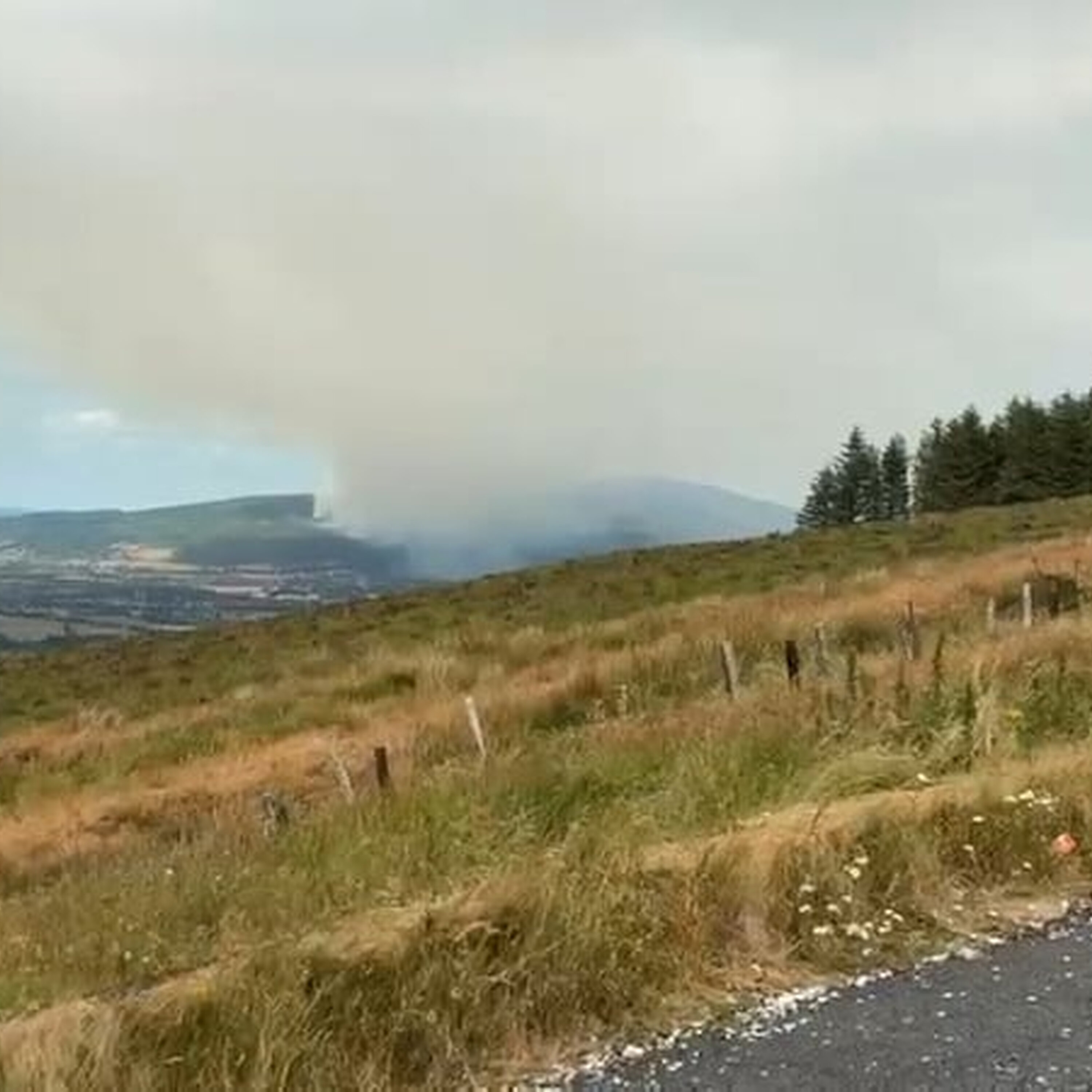 A wildfire continues to burn on Slievenamon in County Tipperary