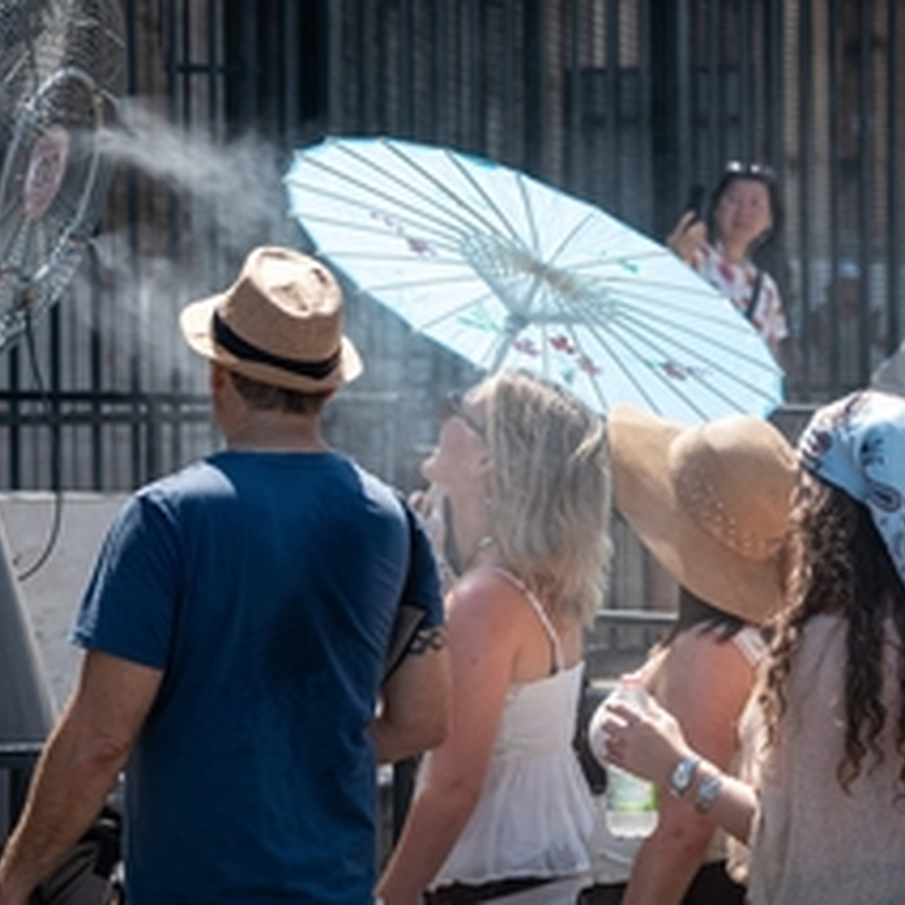 August was world's joint hottest month on record