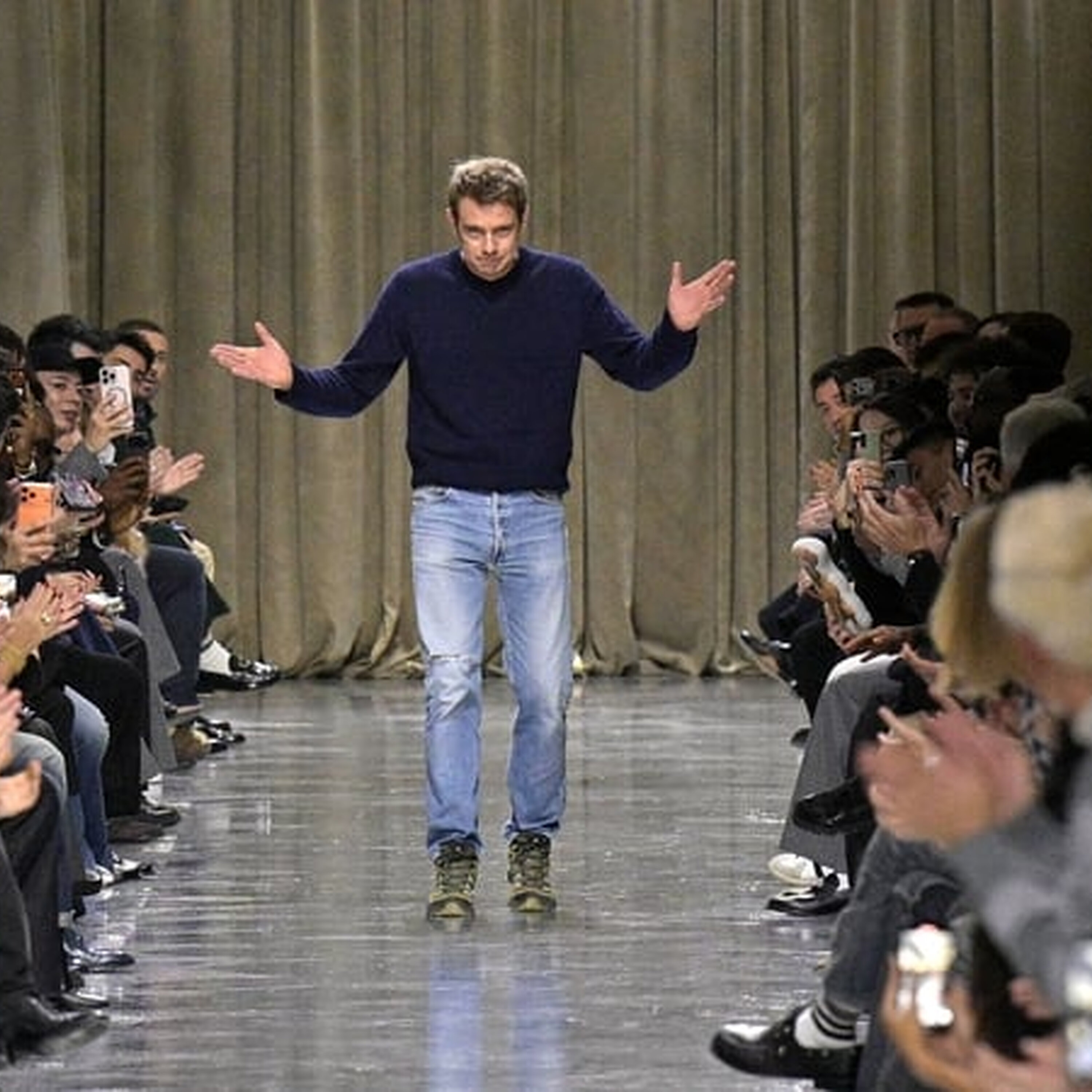 Jonathan Anderson to hold Dior fashion show at Trinity College
