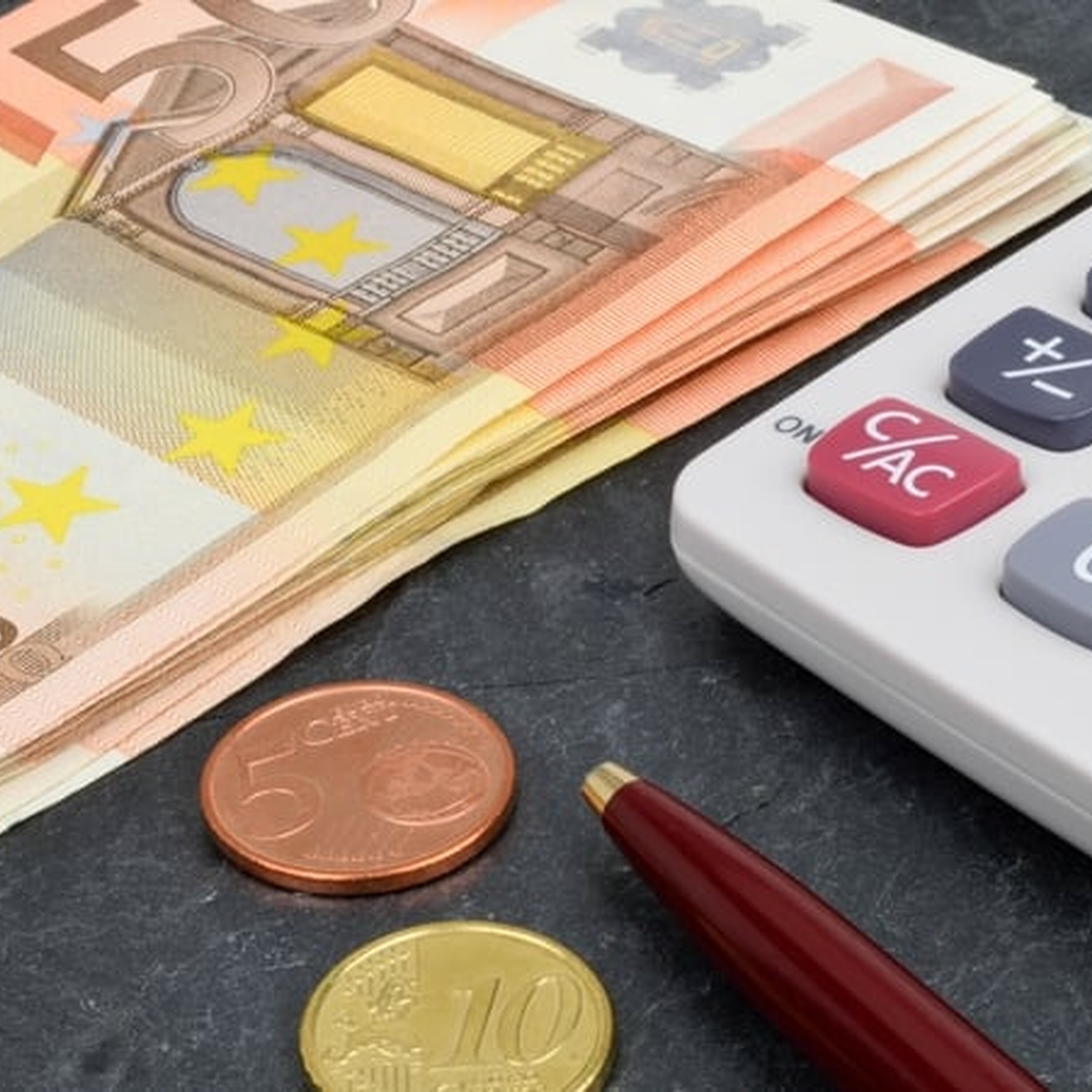 Corporation tax makes up quarter of Ireland's tax revenue - report Corporation tax makes up quarter of Ireland's tax revenue - report