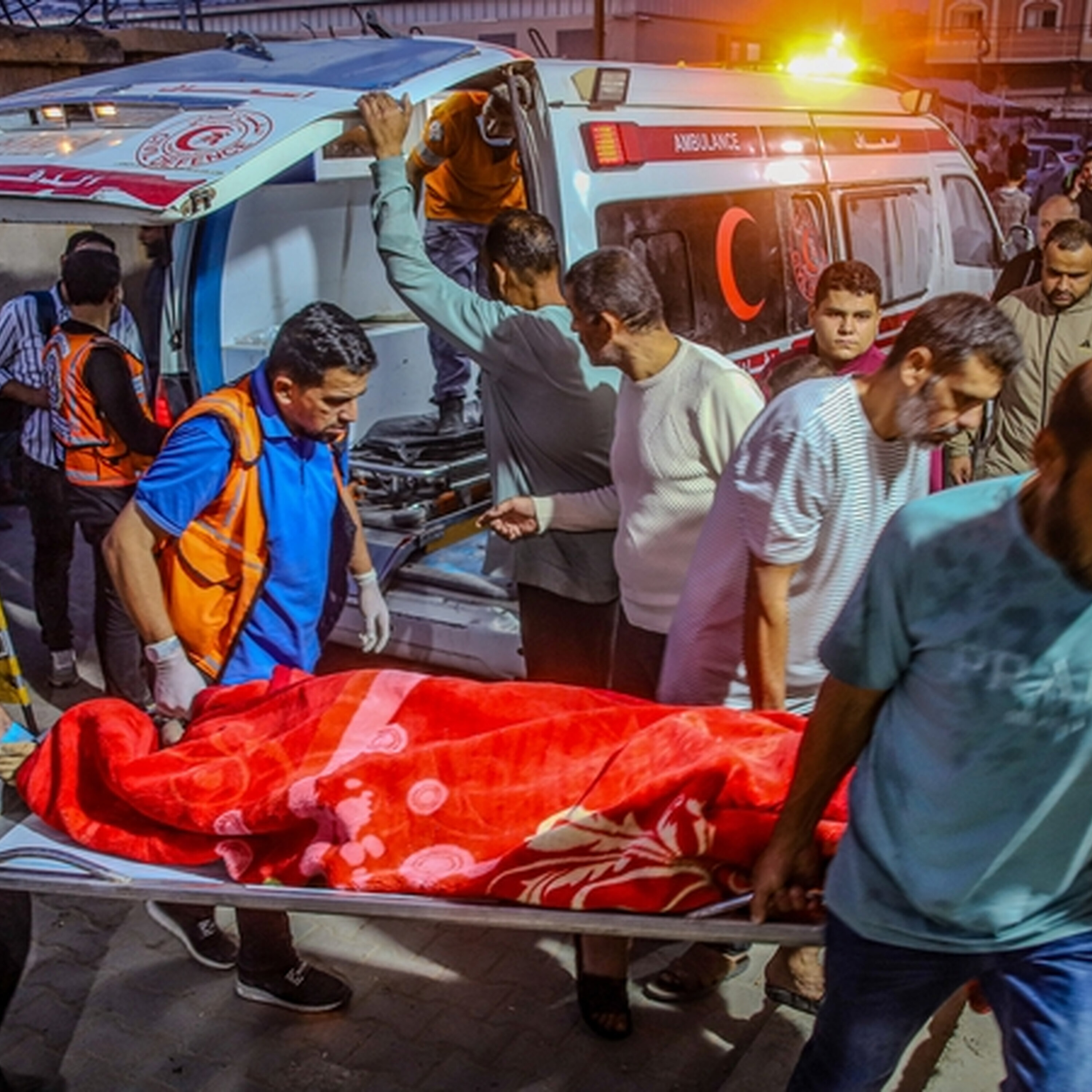 Dublin Surgeon refused entry to Gaza Dublin Surgeon refused entry to Gaza