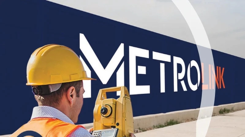 Metrolink will need 8,000 workers