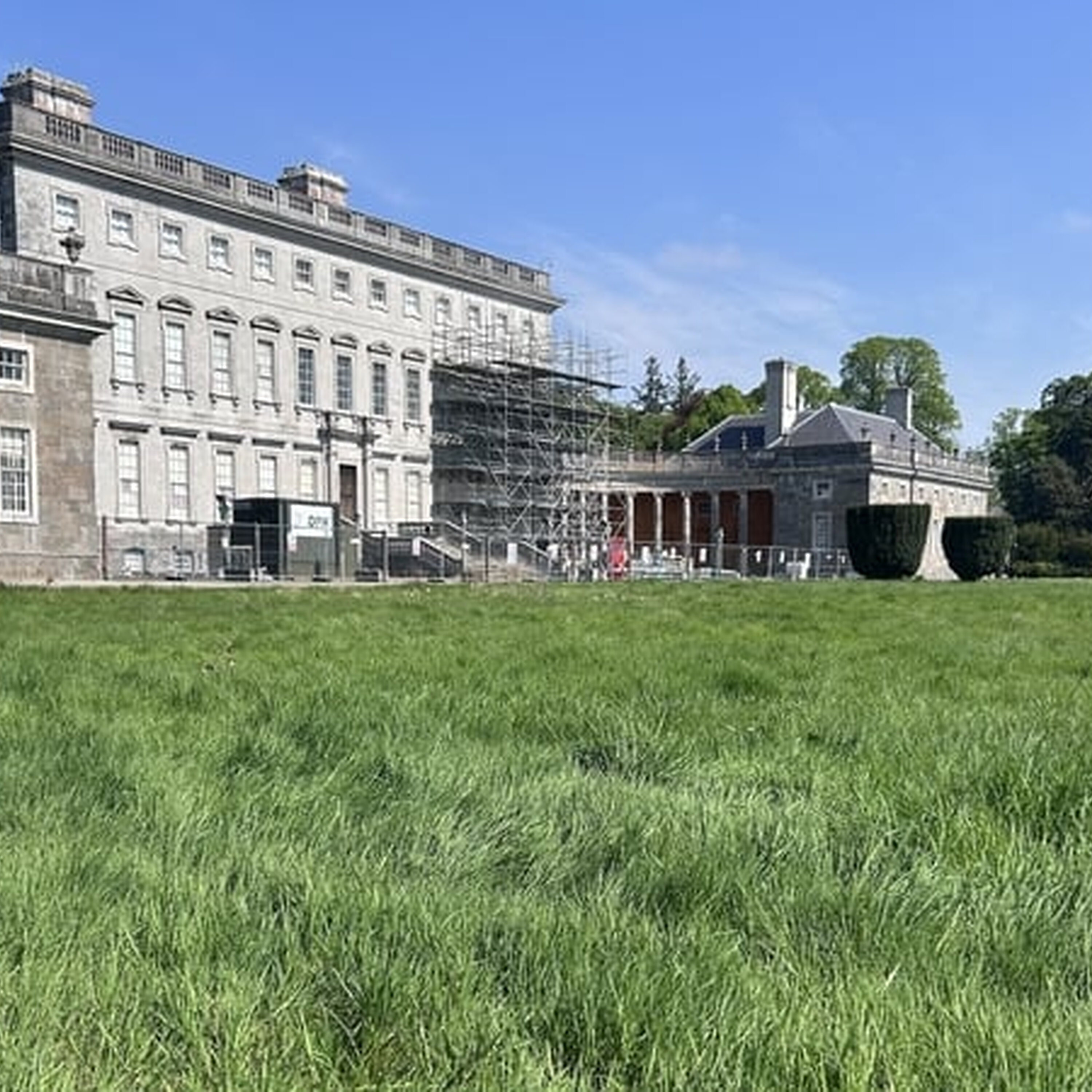 State to buy lands around Castletown House in bid likely to end two-year standoff State to buy lands around Castletown House in bid likely to end two-year standoff