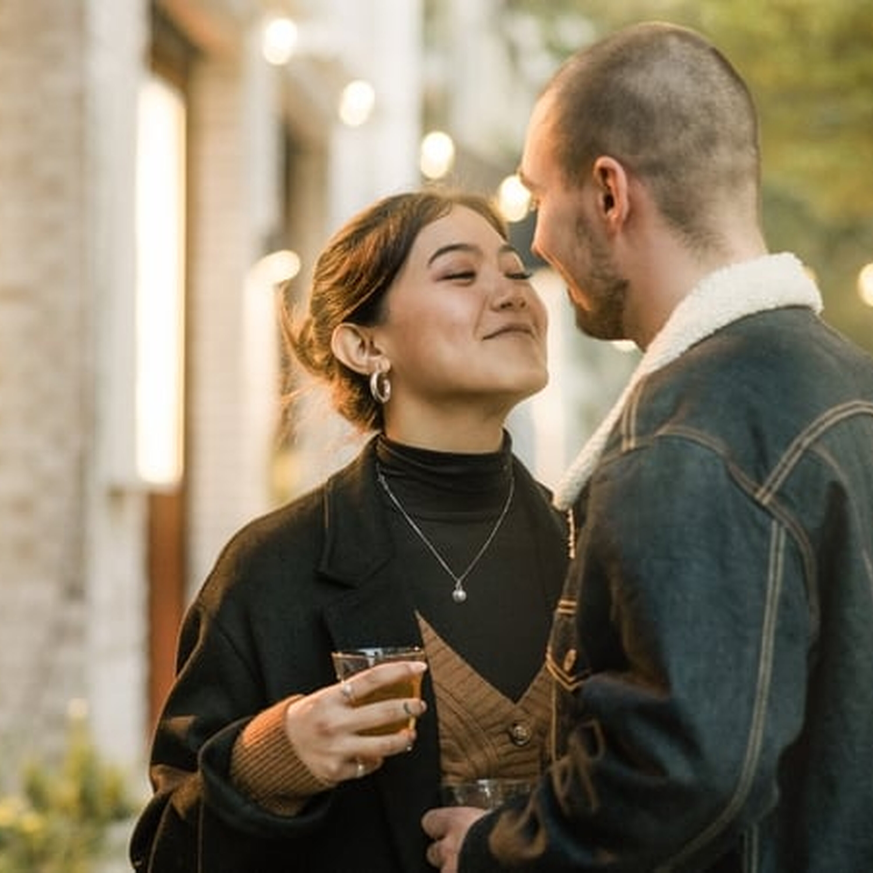 How to date over the festive season How to date over the festive season