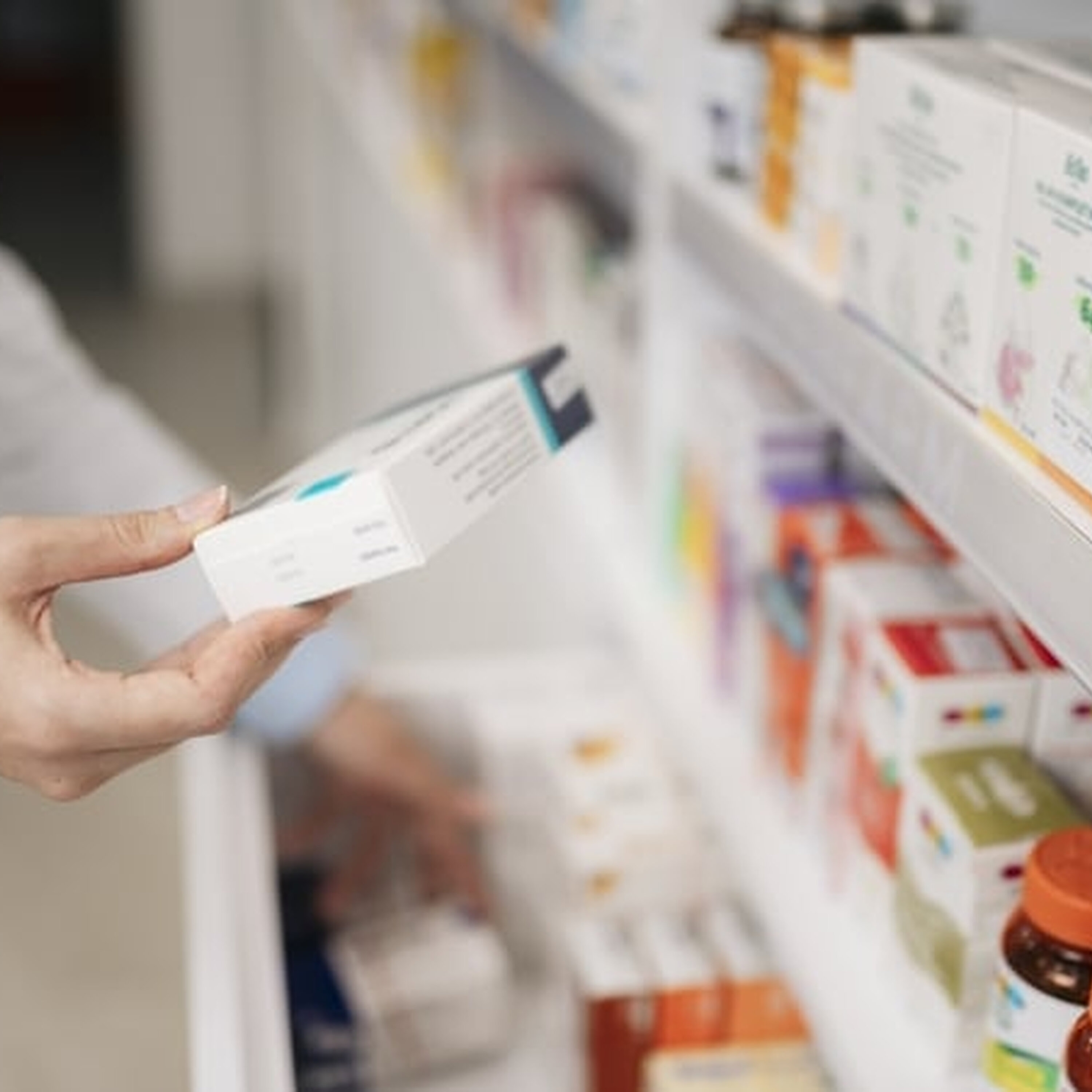 Pharmacists warn consumers over online-influenced product purchases