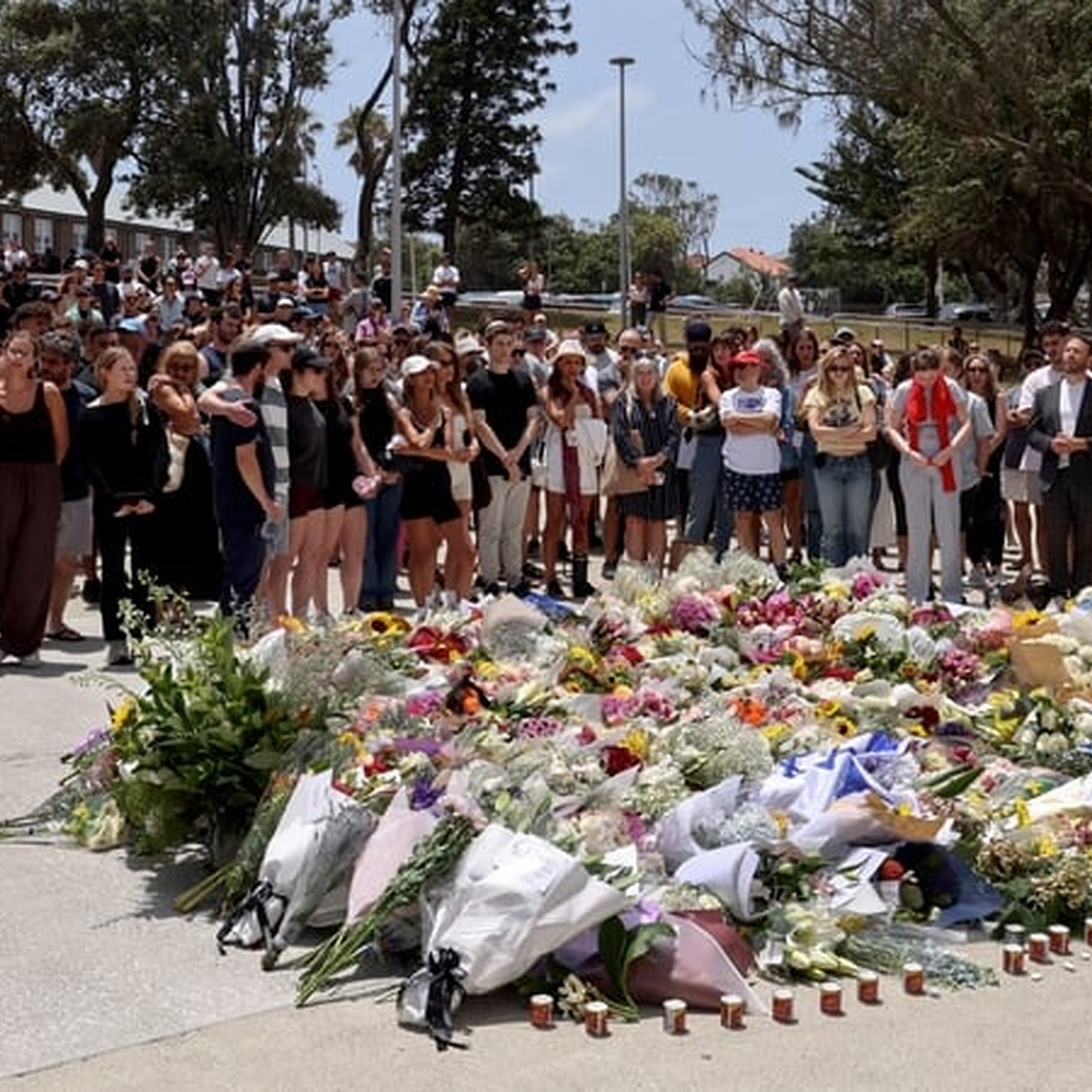 Latest on the Sydney shootings Latest on the Sydney shootings