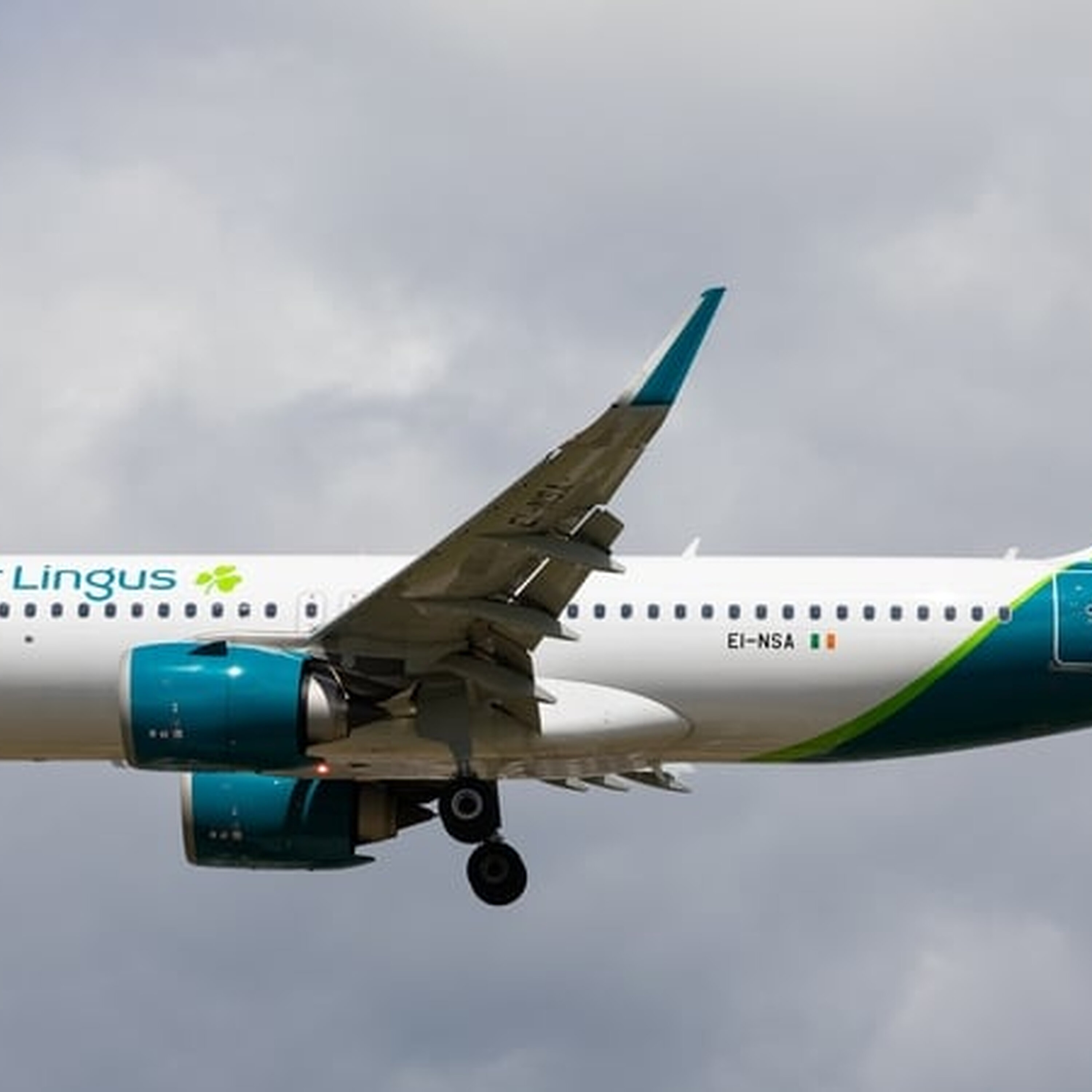 Up to 500 jobs under threat at Aer Lingus