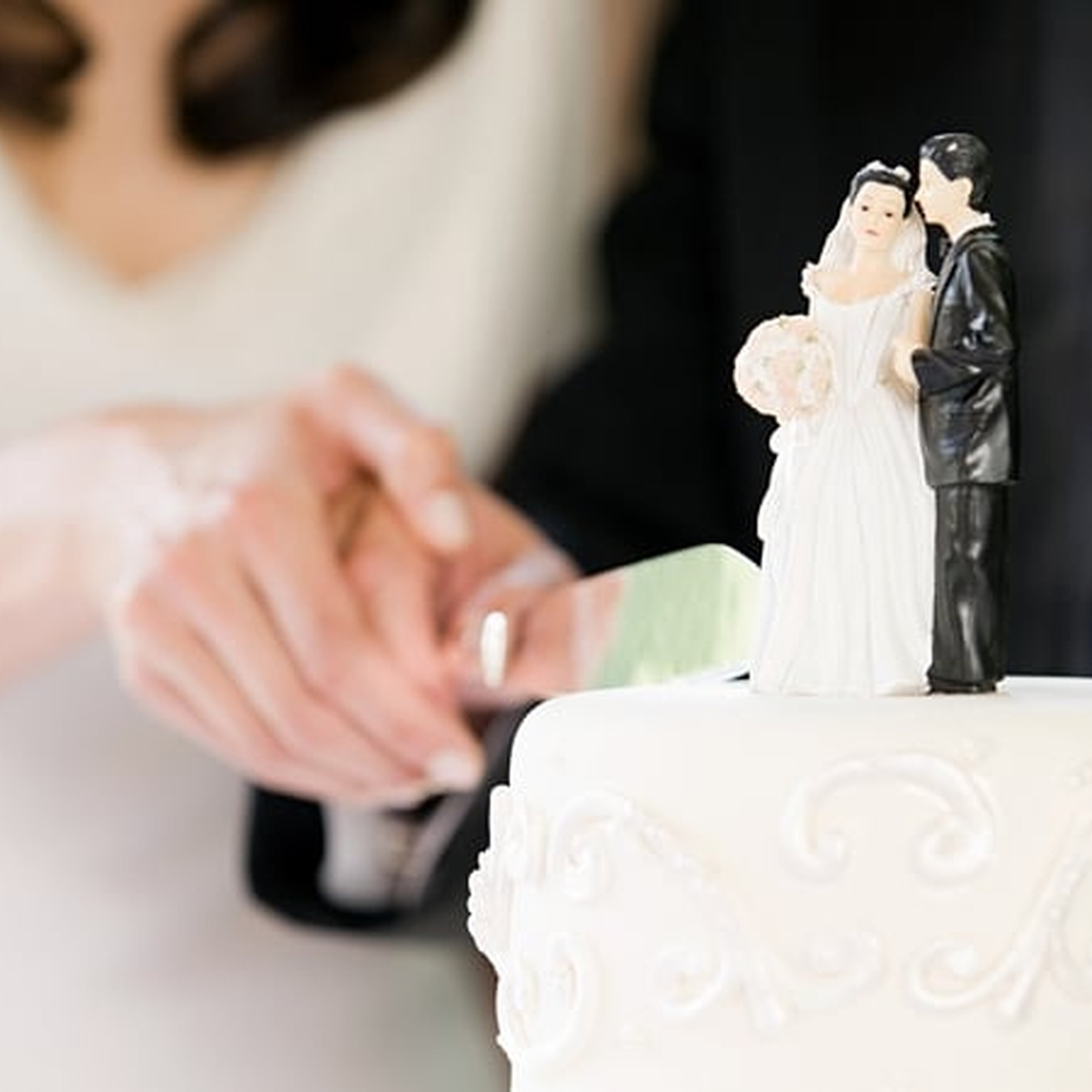 Does it pay to get married?