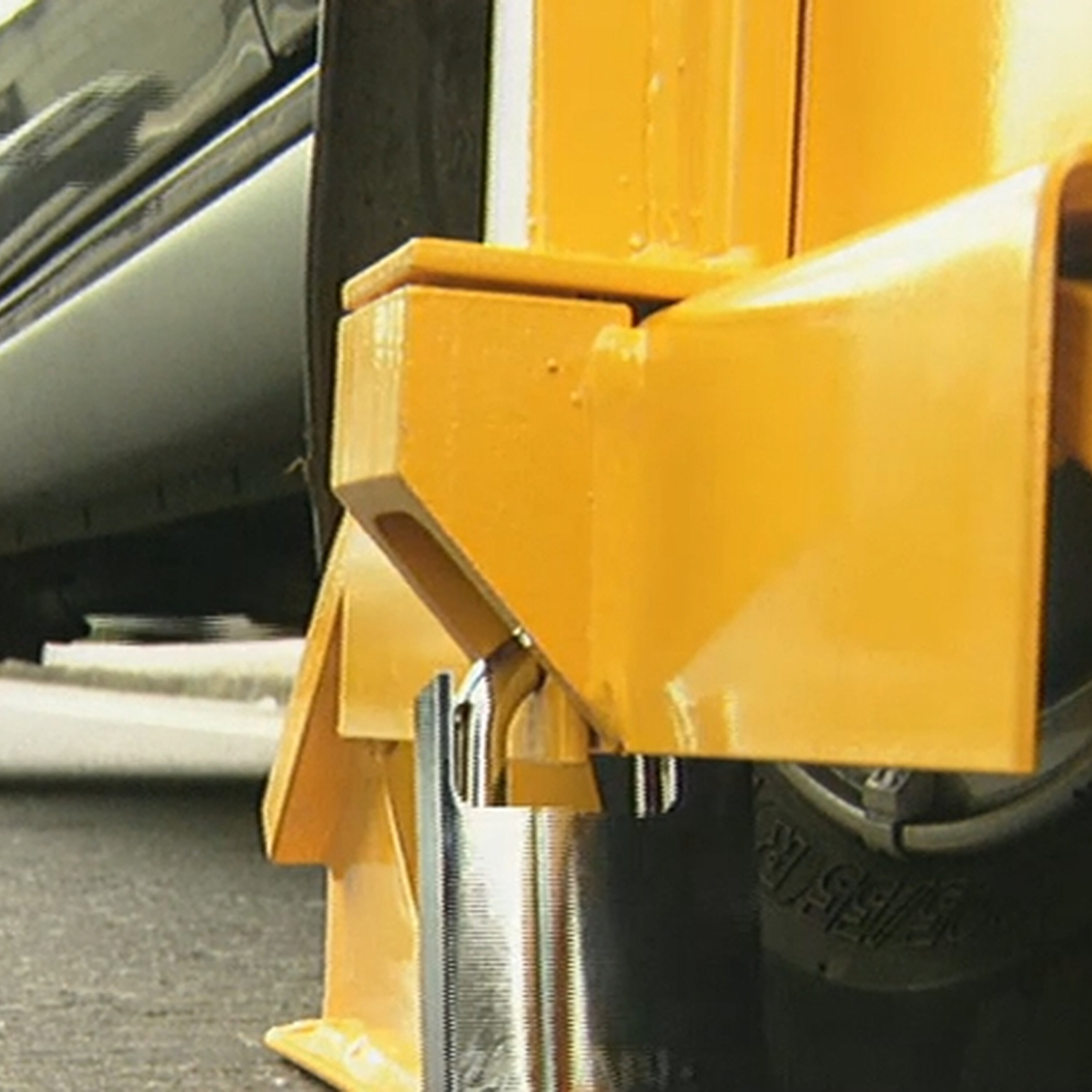 "If it wasn't for stupidity, there'd be no clamping"