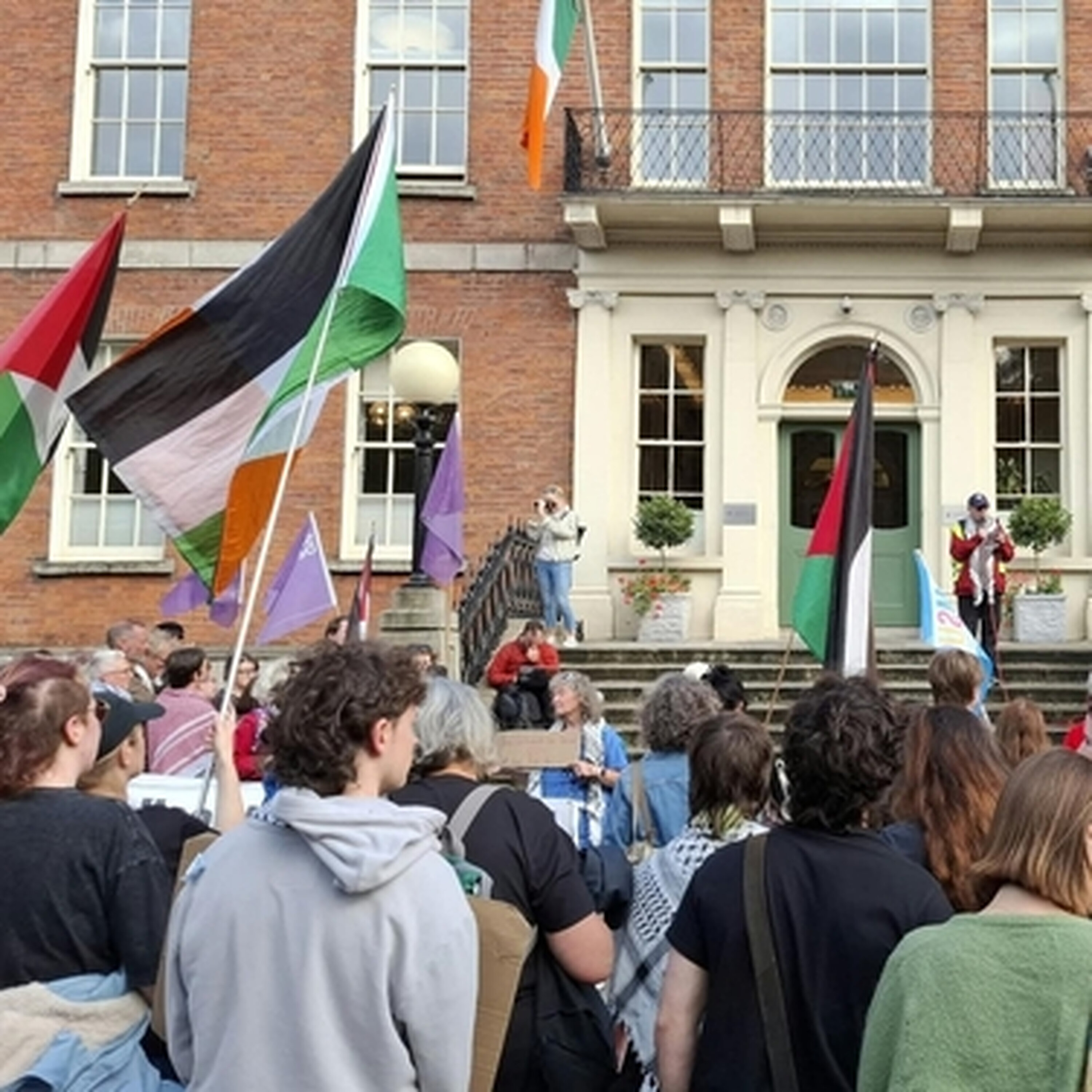 Tús Áite: Visa diúltaithe do mhic léinn ó Ghaza.
