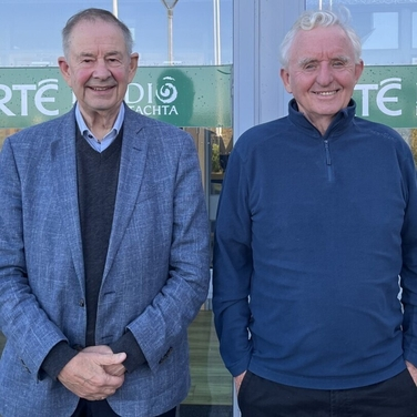 Éamon Ó Cuív, iar-Theachta Dála & Sean Ó Neachtain, iar-Fheisire Eorpach.