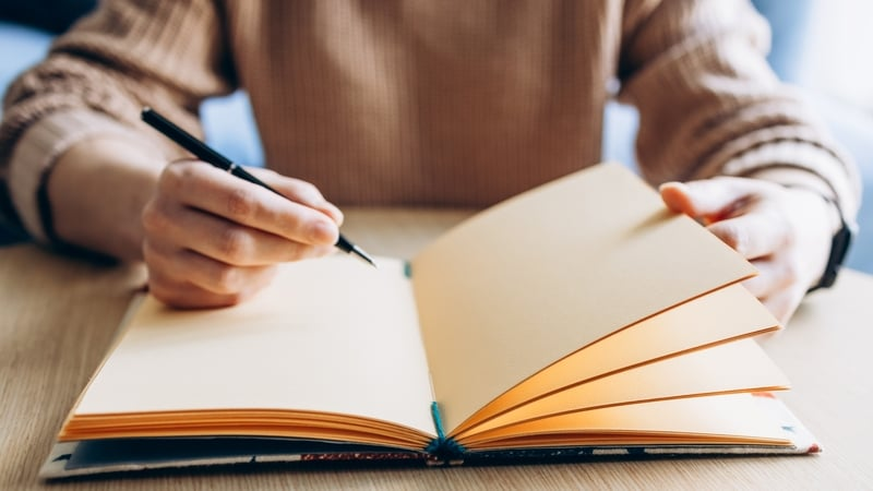 Why the Global Elite Have Dropped Good Grammar