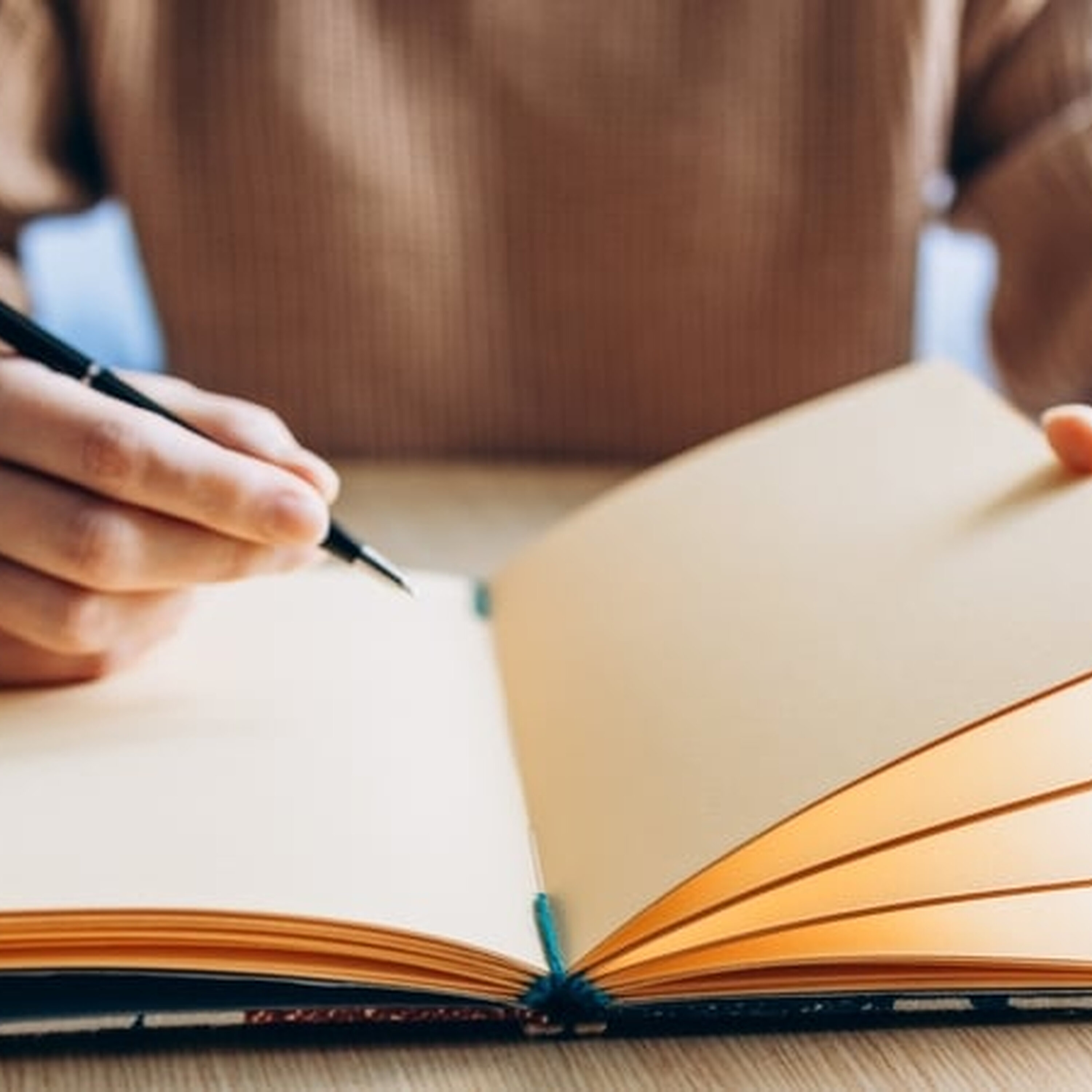 Why the Global Elite Have Dropped Good Grammar