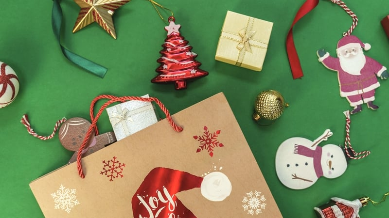 When Frugal Meets Festive