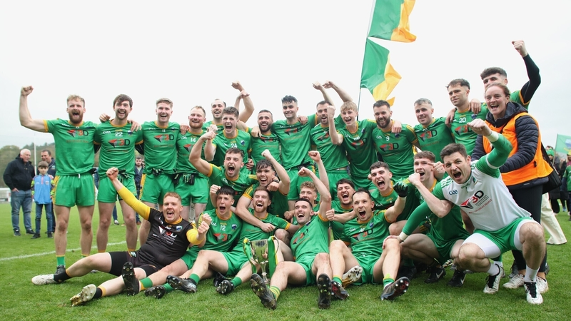 Padaí Beag Mac Giolla Easbuig, Uachtarán CLG Naomh Columba.