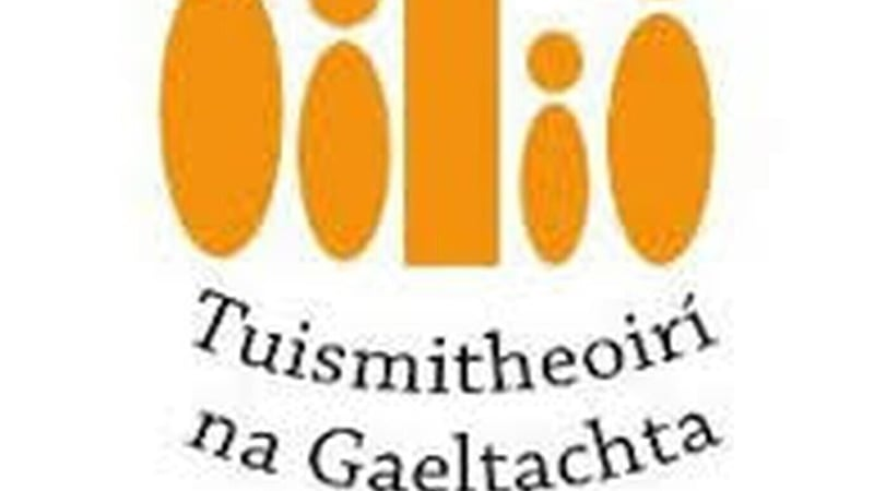 Oisín Mac Eo, Oifigeach Forbartha le Tuismitheoirí na Gaeltachta.
