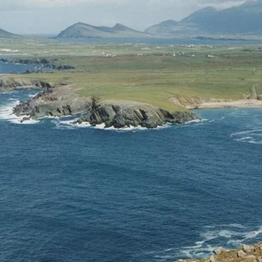 Slí Chorca Dhuibhne episode artwork