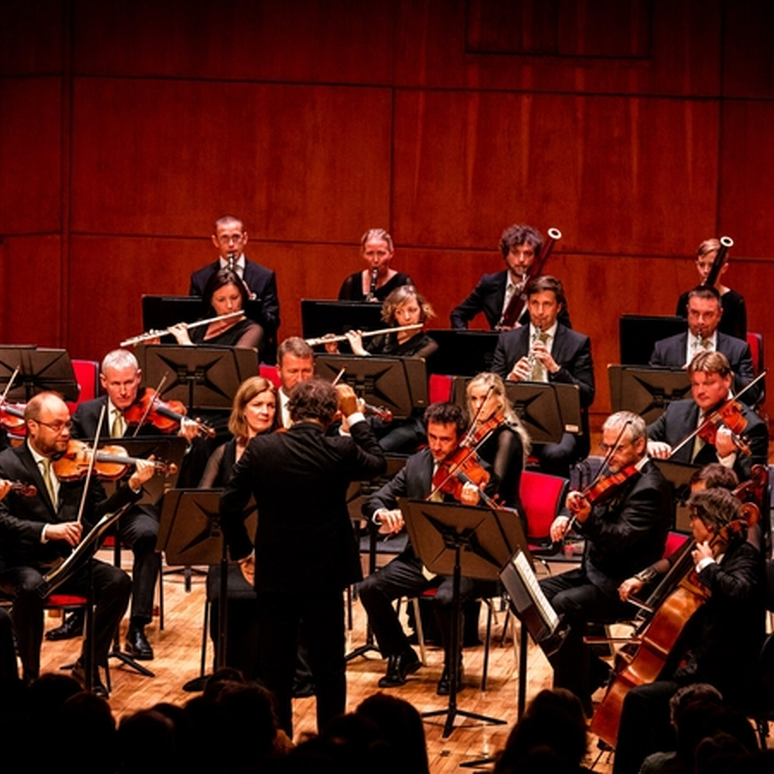 Aoife Nic Athlaoich Aoife Nic Athlaoich