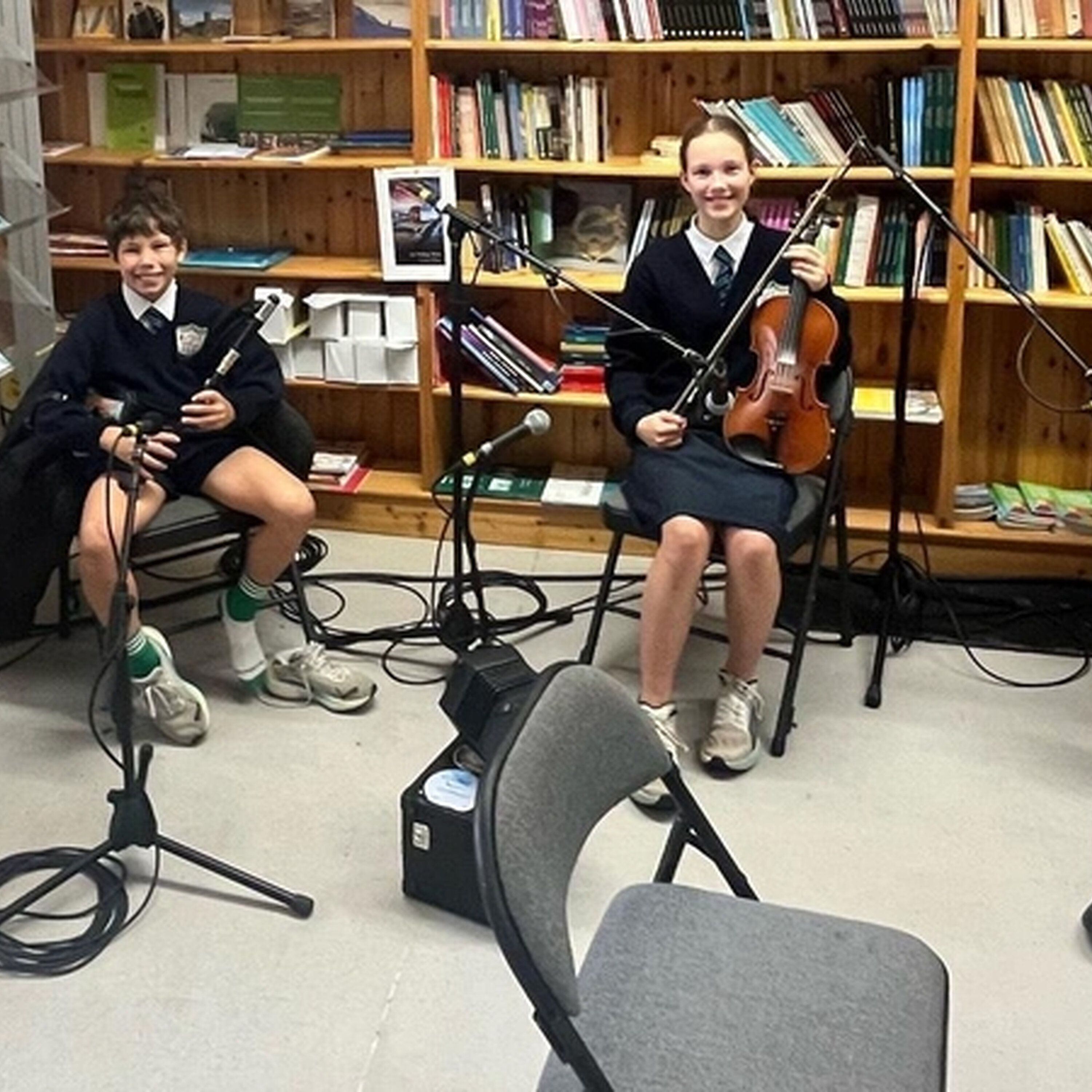 Ruadhán Ó hAnnaidh, Iseult Ní Annaidh, Senán Ó hAnnaidh, Aifric Ní Annaidh Ruadhán Ó hAnnaidh, Iseult Ní Annaidh, Senán Ó hAnnaidh, Aifric Ní Annaidh