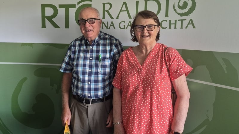 Derry Ó Murchú & Máire Uí Fhlaithimh & Seán Ó Scanaill
