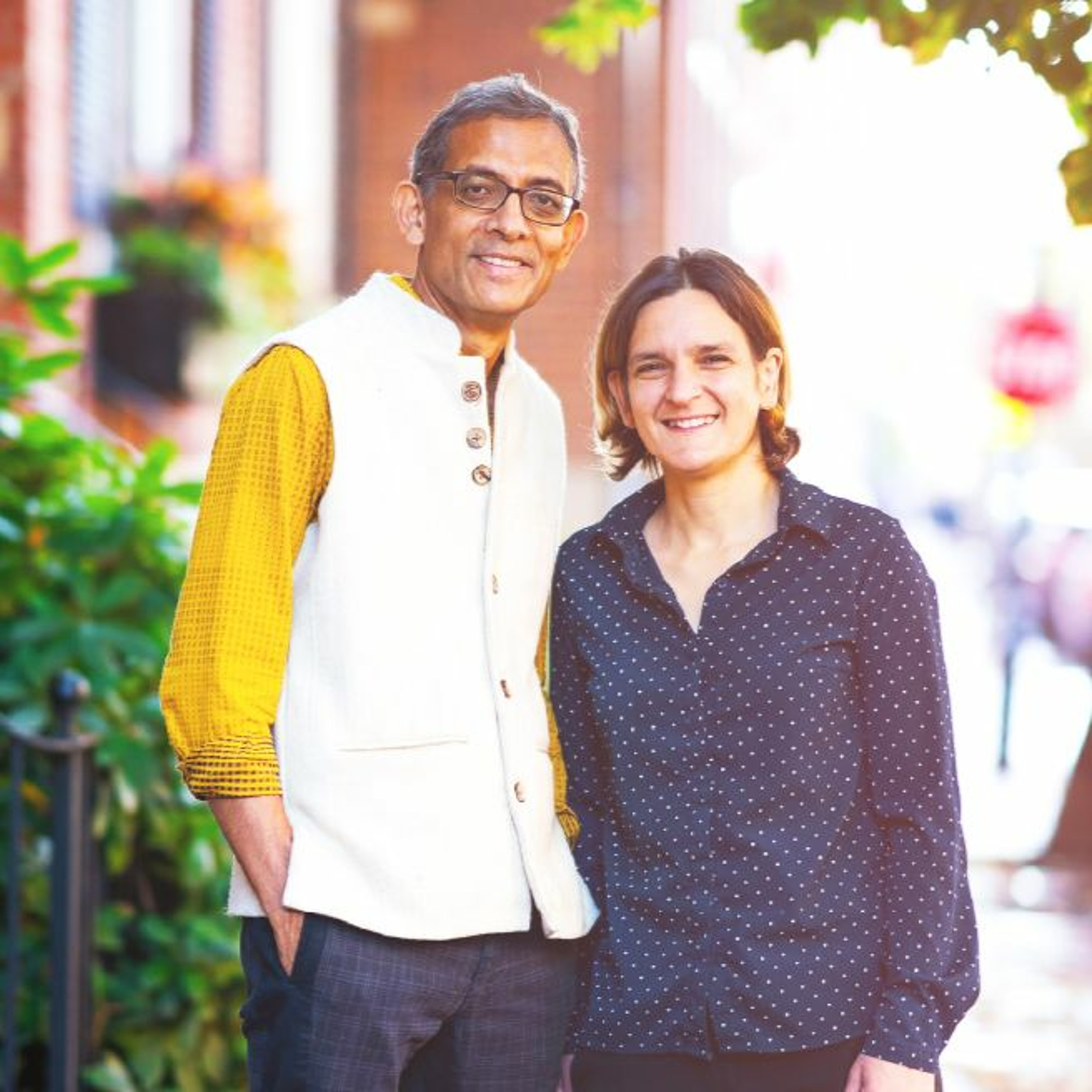Esther Duflo & Abhijit Banerjee: Good Economics for Hard Times