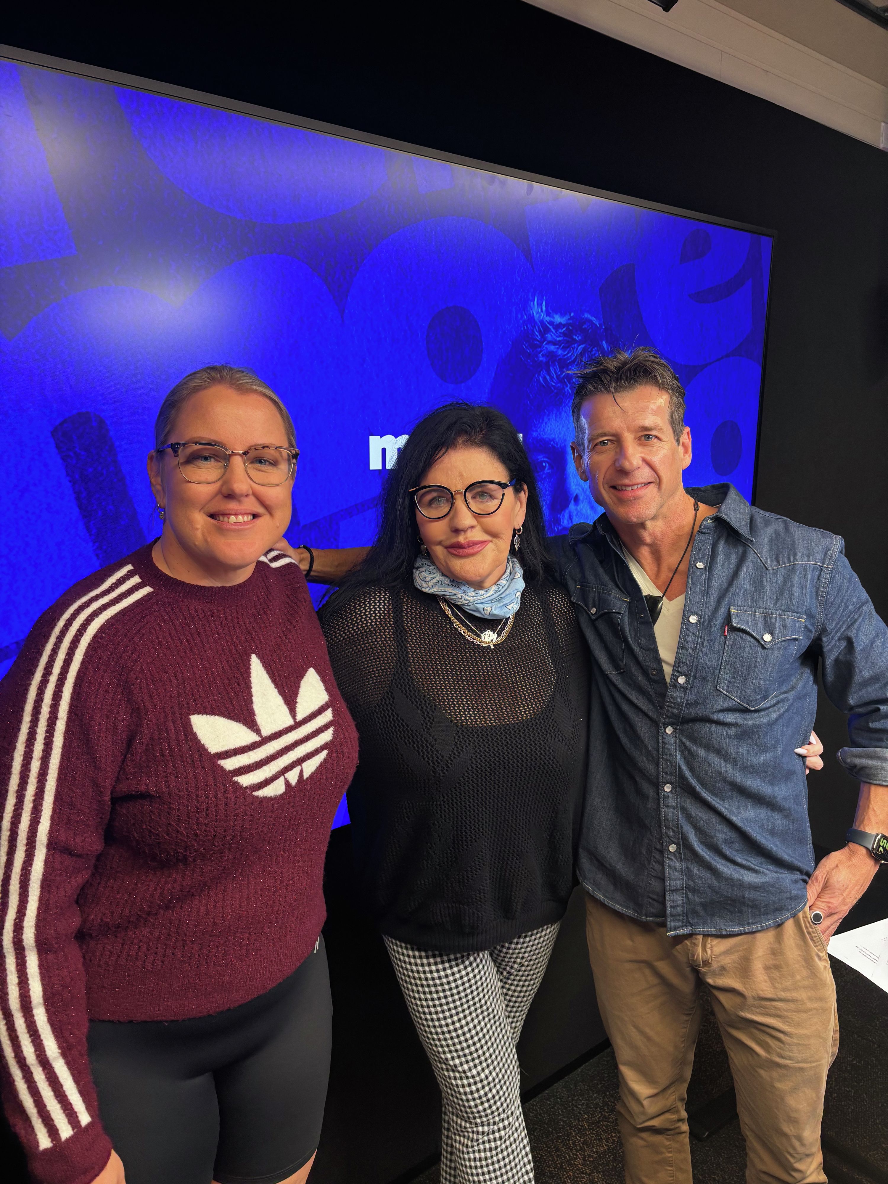 Polly Gillespie’s Shock Studio Surprise! 🎙️ episode artwork