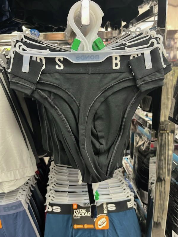 The Farmers Flop: Simon’s Underwear Photo Sparks A Massive Studio Debate! 🩲👀 episode artwork