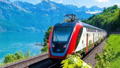 Descubra 3 países de trem