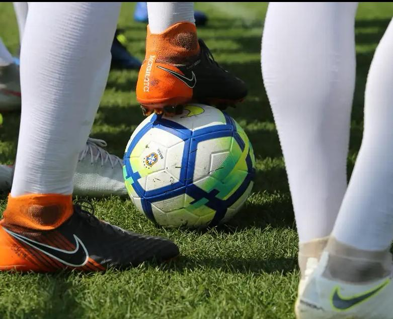 Análise da 11 rodada do Brasileirão. Destaque para os clássicos regionais.