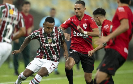 Sobe e desce na tabela do Brasileirão