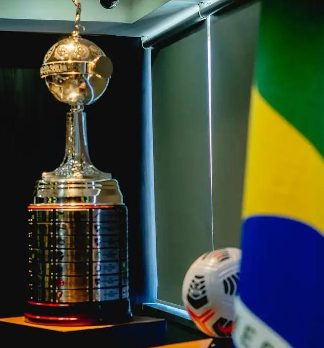 Qual é o foco nesta semana: Brasileiro ou Libertadores?