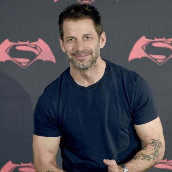 Zack Snyder diz não ter planos para continuar na DC