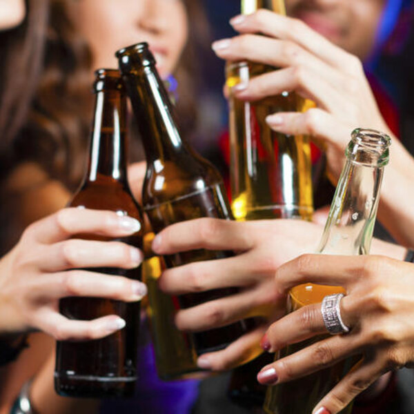 O consumo excessivo de álcool entre os jovens
