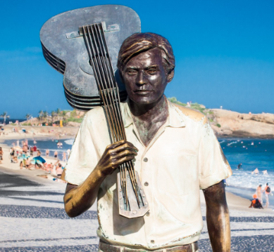 Espetáculos sobre Tom Jobim