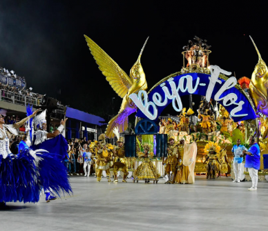 Desfile da Beija-flor em Copacabana