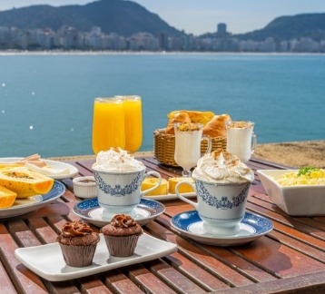 Brunch no Forte de Copacabana