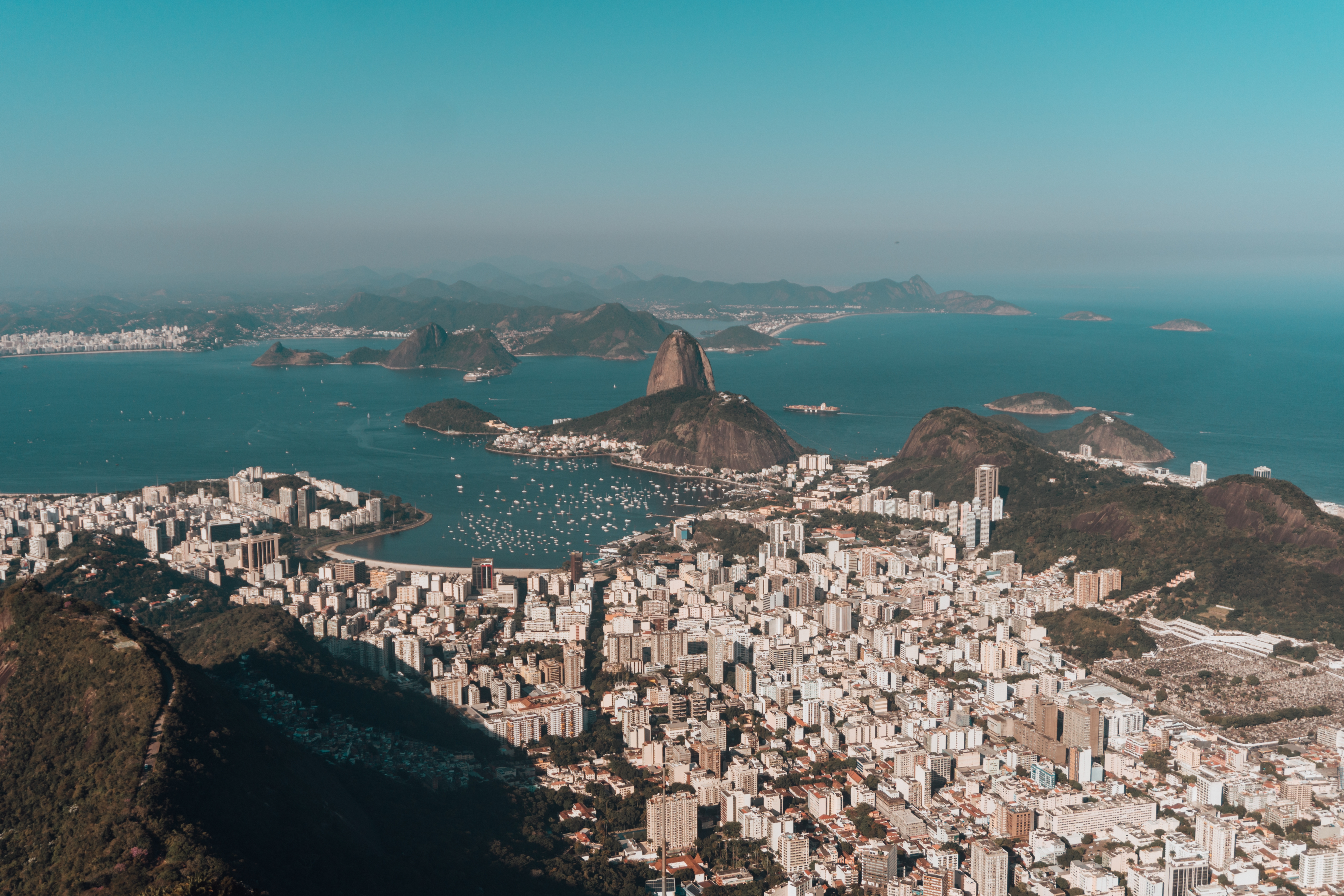 Confira a importância de ter uma consultoria na hora de investir ou comprar um imóvel, além de ficar por dentro do mercado do Rio, na entrevista com Franklin Albano, gerente-geral da be.smart Imóveis