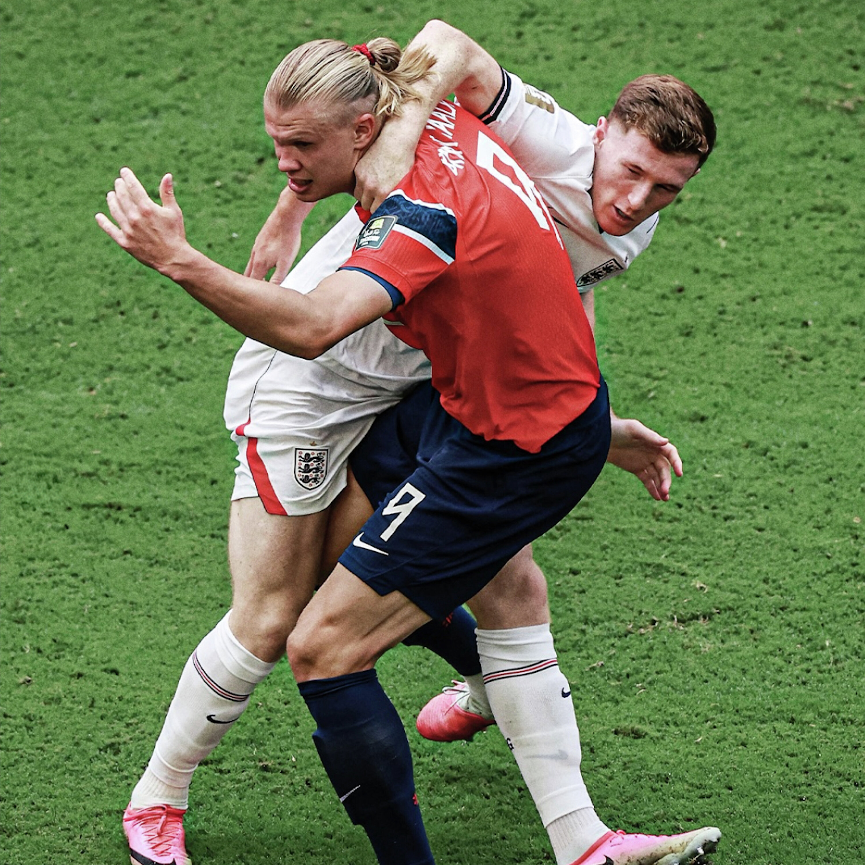 Oppsummering etter VM - Grusomme engelskmenn, fotballens kreftsvulst (VAR) og NFFs logrende puddel episode artwork