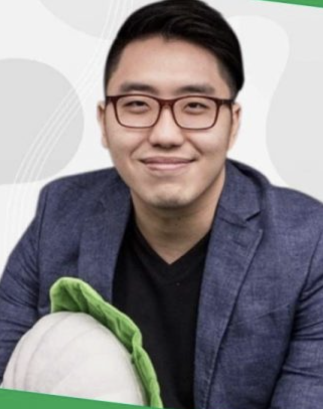 Flip that obstacle into opportunity - how this 26 year old grew Hyper Fame Digital and steered out of personal family debt