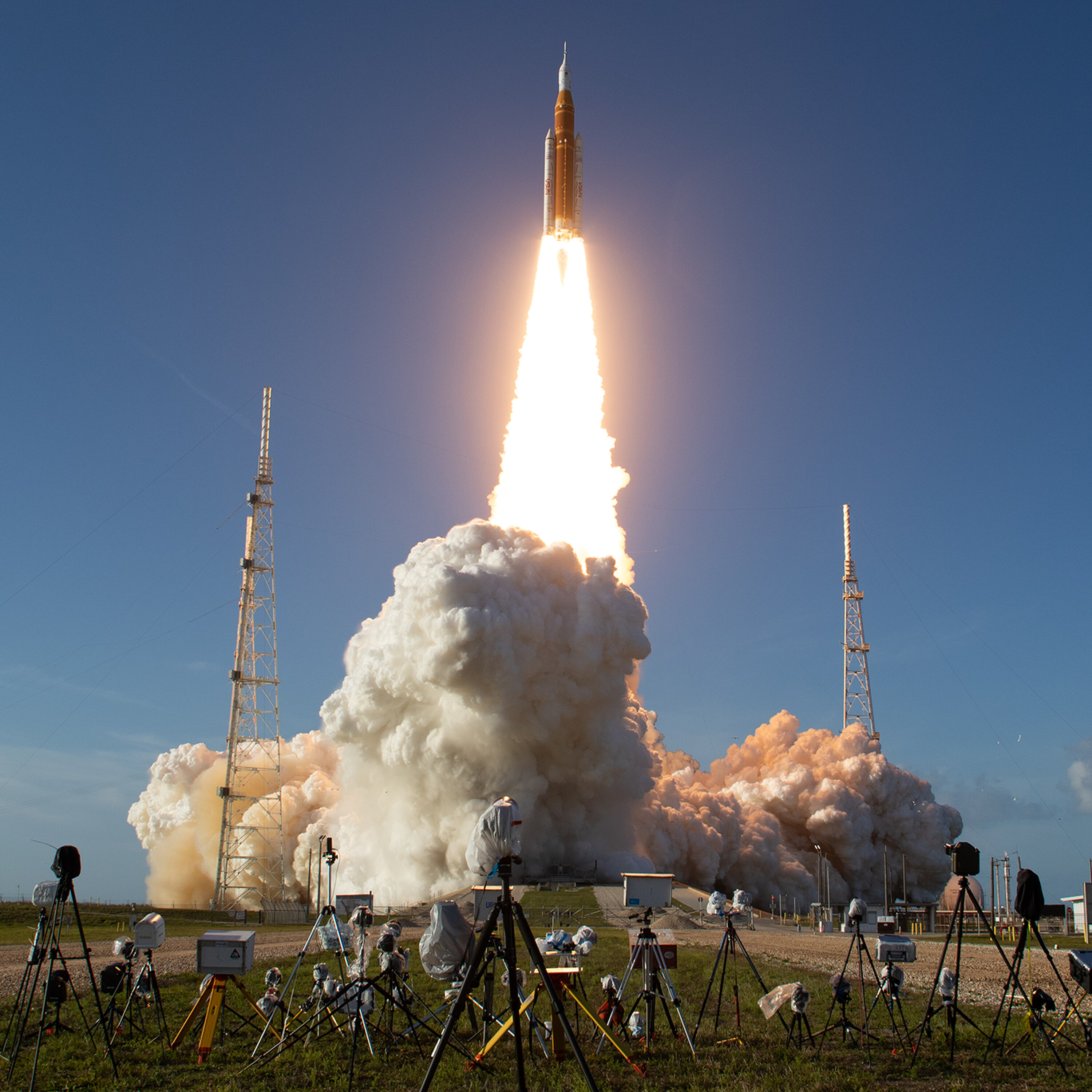 Artemis II launches to the Moon episode artwork
